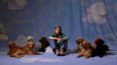 Girl in Red, cujo nome verdadeiro é Marie Ulven, em 'Low Expectations'