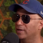 Tom Morello monta lista com os melhores solos de guitarra da história Tom Morello monta lista com os melhores solos de guitarra da história