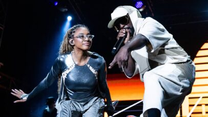 Black Eyed Peas ao vivo em 2024, com J. Rey Soul e Will.i.am na imagem (Foto: Lisa Lake / Getty Images)
