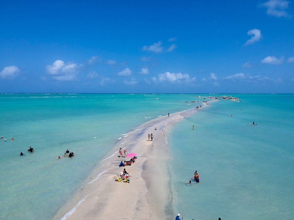 Brasil: “Caminho de Moisés” faz o mar parecer se abrir em Maragogi e revela a força das marés Brasil: “Caminho de Moisés” faz o mar parecer se abrir em Maragogi e revela a força das marés
