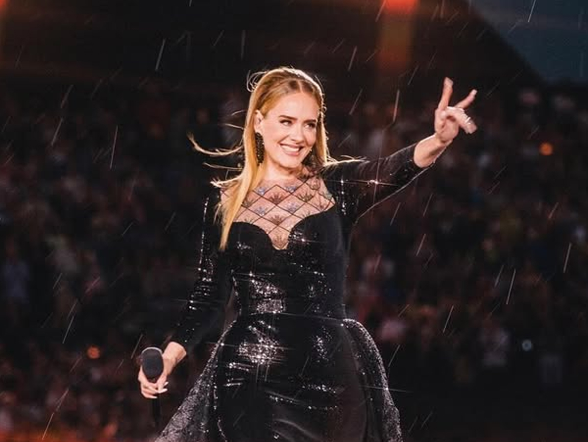 Jornal revela detalhes sobre álbum novo de Adele, "39"