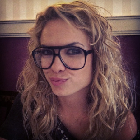 Chay Suede desarquiva fotos de Lua Blanco no Instagram após morte da artista Chay Suede desarquiva fotos de Lua Blanco no Instagram após morte da artista